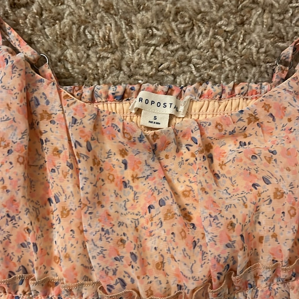 Two Aeropostale Dresses worn once in Great Condition - Picture 2 of 4